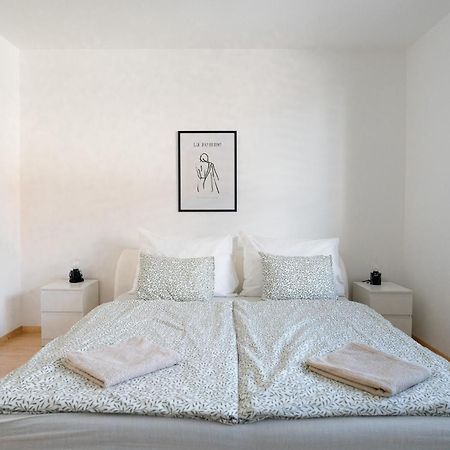The Dante Villa Apartments Prag Exterior foto